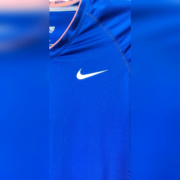 NIKE Combat Pro Dri Fit Polyester Fitted Shirt - Picture 5 of 8